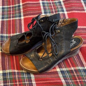 Miz Mooz satine leather sandal